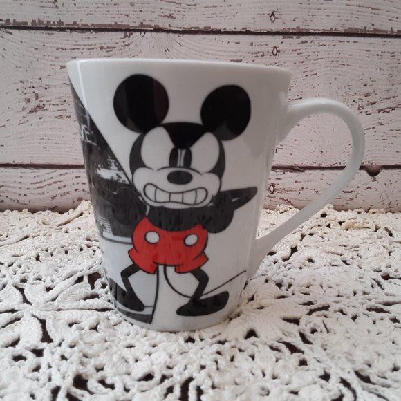 Disney - Vintage Mickey Mouse Comic Strip Mug - Picture 1 of 3